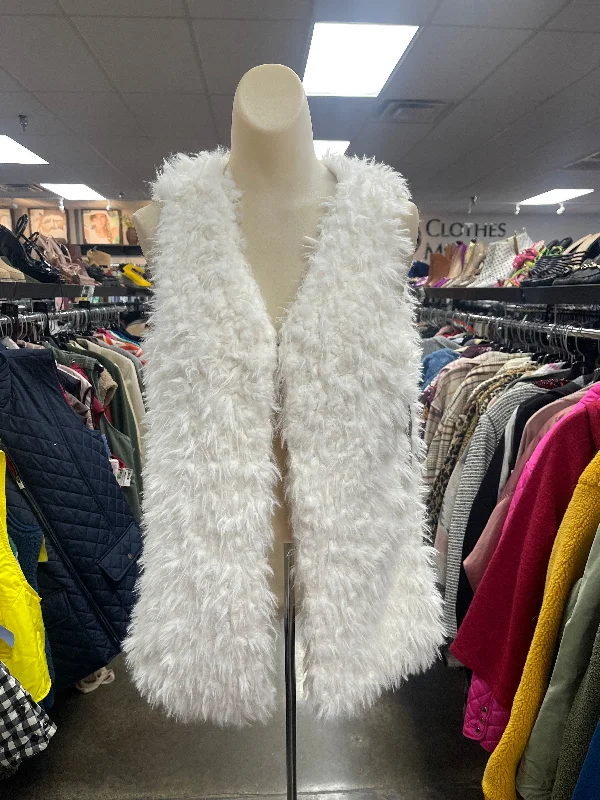 Vest Faux Fur & Sherpa By Ambiance Apparel In White, Size: S