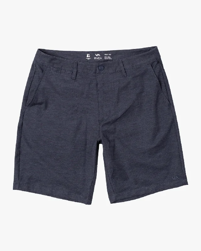 Back In 19" Hybrid Shorts - Denim Heather