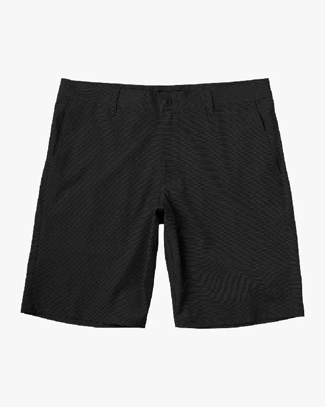 Daggers 18" Hybrid Chino Shorts - Black