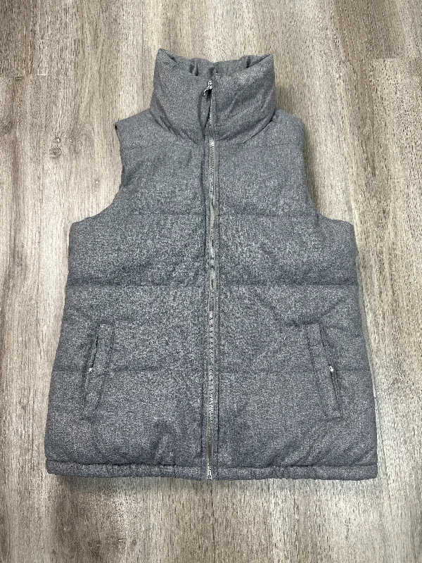 Vest Puffer & Quilted By Old Navy In Grey, Size: Xs