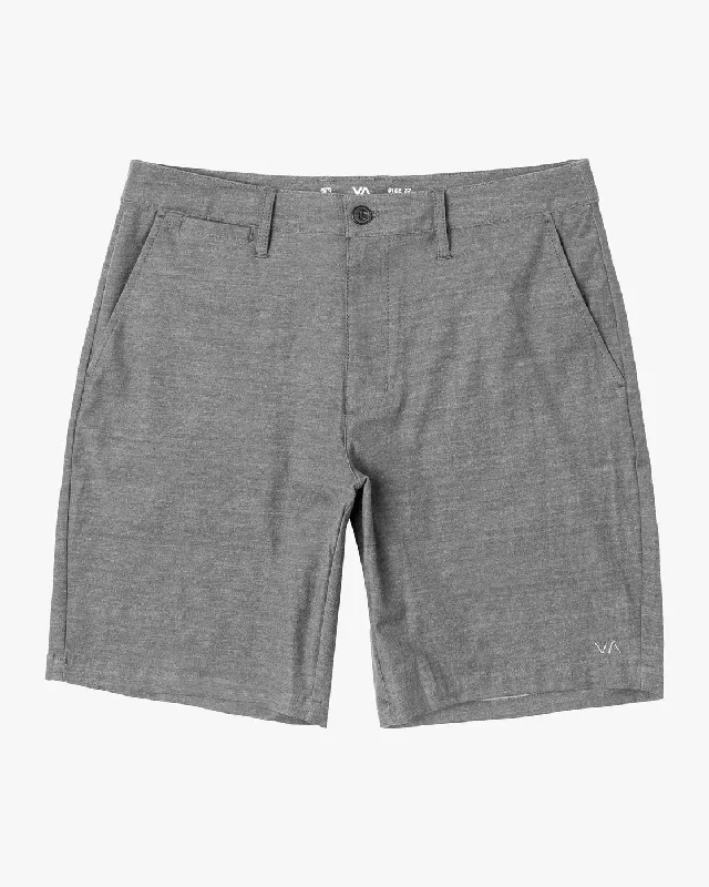 Back In 19" Hybrid Shorts - Athletic Heather